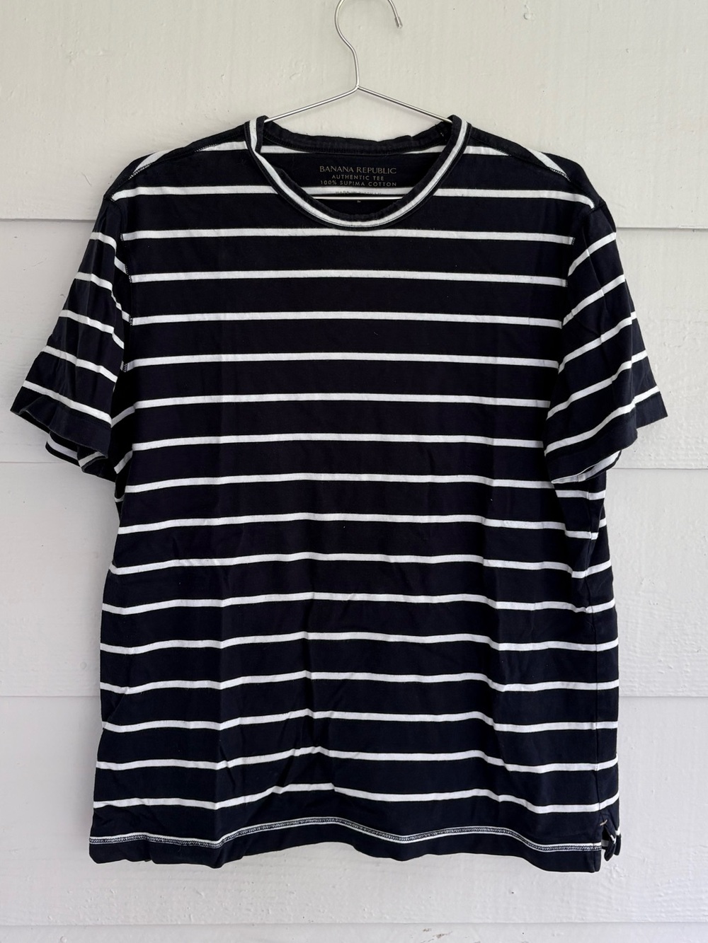 Banana Republic Men’s Supima Cotton Striped Tee Navy White Size Large Nautical